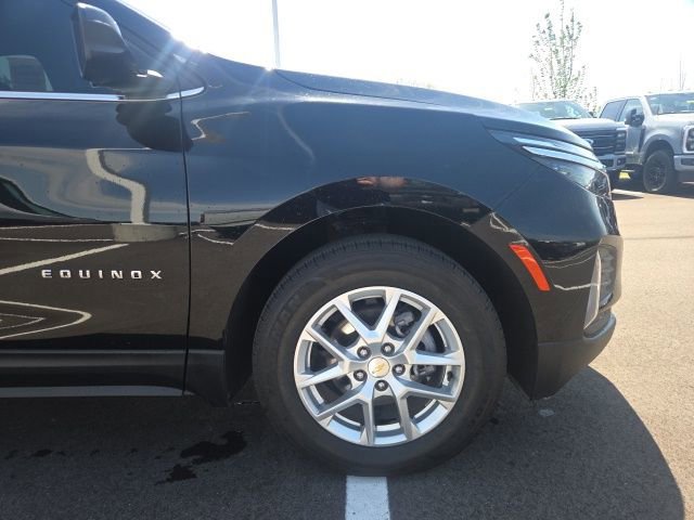 Used 2024 Chevrolet Equinox LT w/ Driver Convenience Package FWD image 8