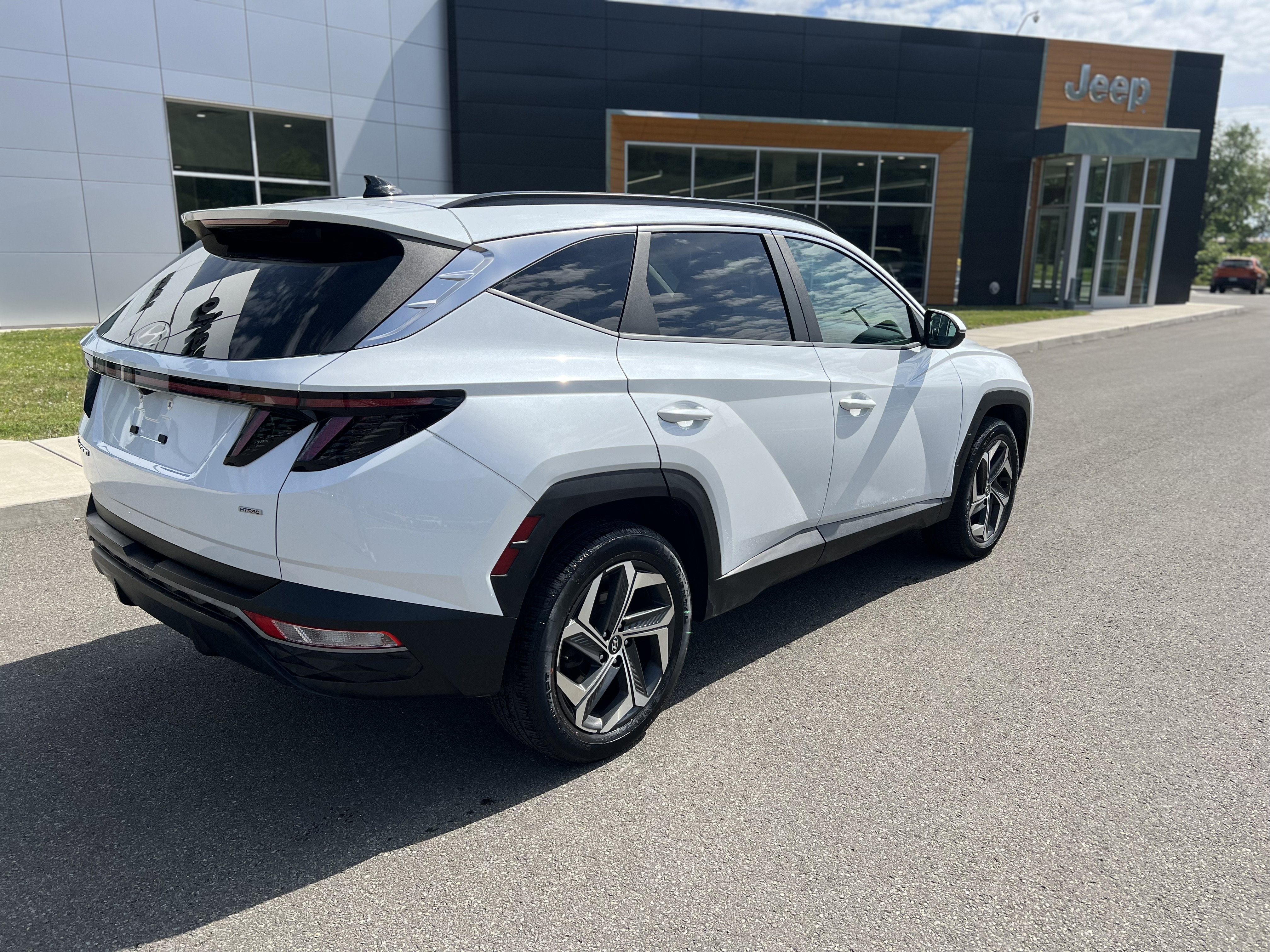 Used 2022 Hyundai Tucson SEL w/ Convenience Package image 3