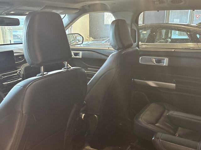 Certified 2021 Ford Explorer Limited w/ Hybrid Equipment Group 310A image 25