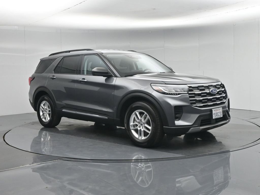 Certified 2025 Ford Explorer Active RWD image 28