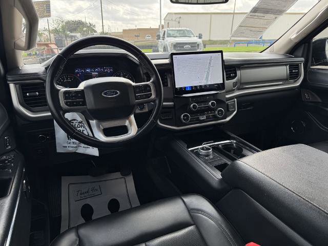 Certified 2023 Ford Expedition XLT image 16