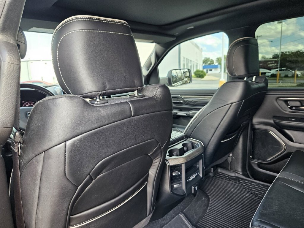 Used 2025 RAM 1500 Limited AWD/4WD image 25