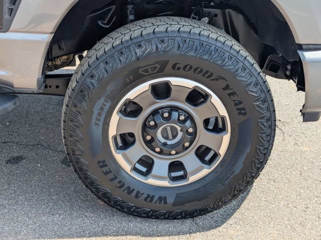 Certified 2024 Ford F250 XLT w/ Tremor Off-Road Package AWD/4WD image 32