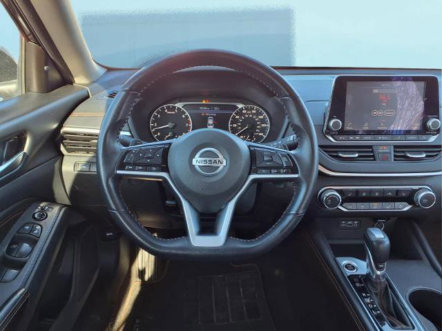 Used 2021 Nissan Altima 2.5 SR w/ SR Premium Package image 14