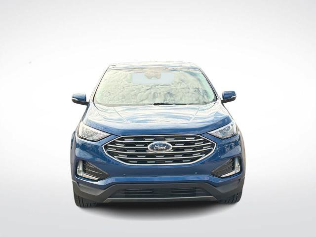 Certified 2022 Ford Edge Titanium AWD/4WD image 3