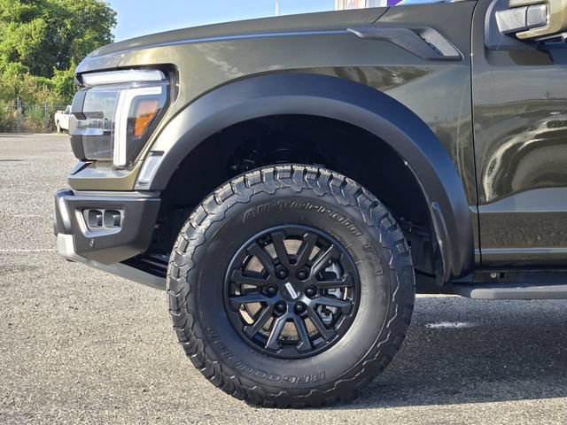 Certified 2024 Ford F150 Raptor AWD/4WD image 9