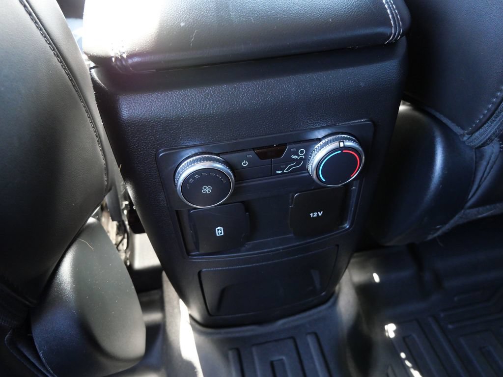 Certified 2022 Ford Explorer XLT w/ Equipment Group 202A AWD/4WD image 18