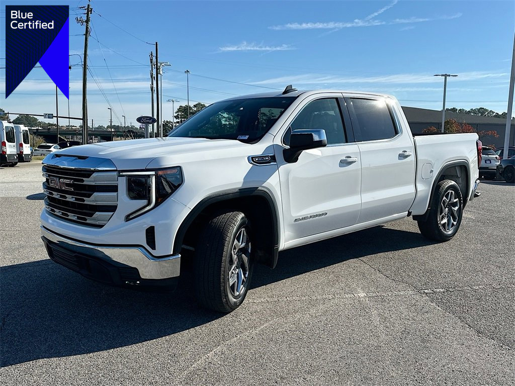 Used 2025 GMC Sierra 1500 SLE image 1