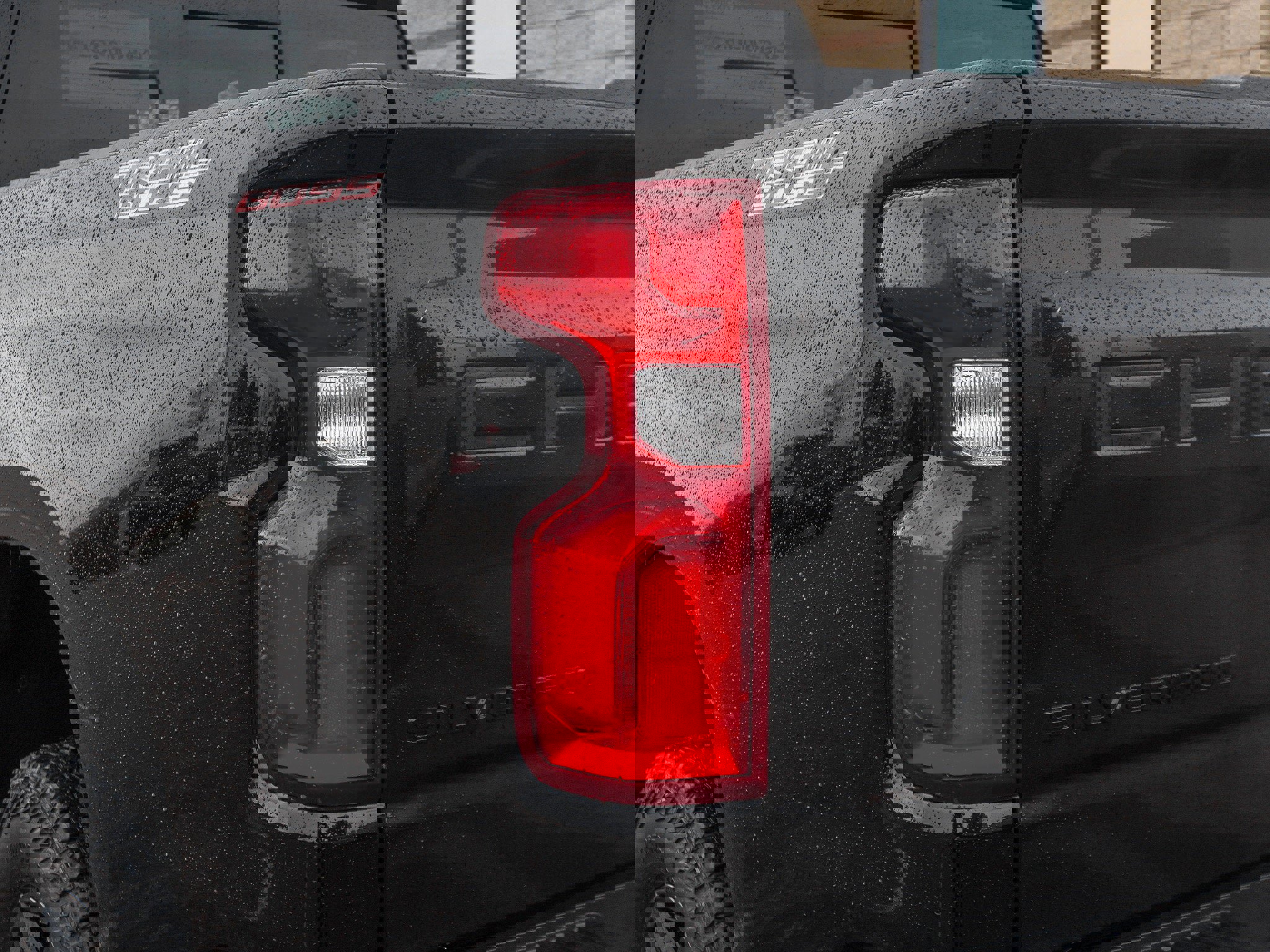 Used 2024 Chevrolet Silverado 1500 LT Trail Boss w/ Convenience Package II image 5