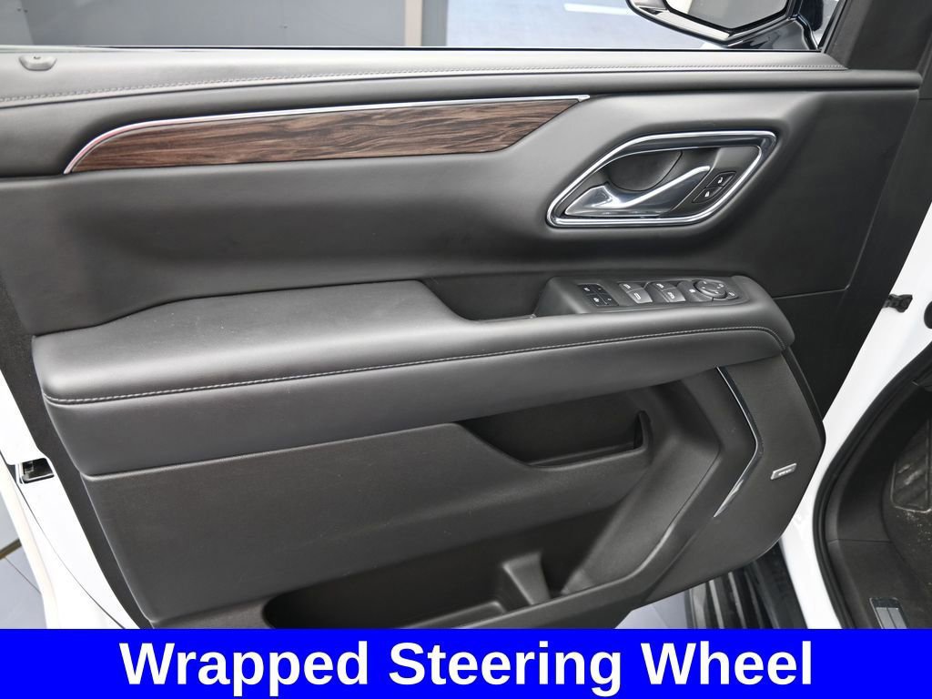 Used 2023 Chevrolet Suburban LT image 33