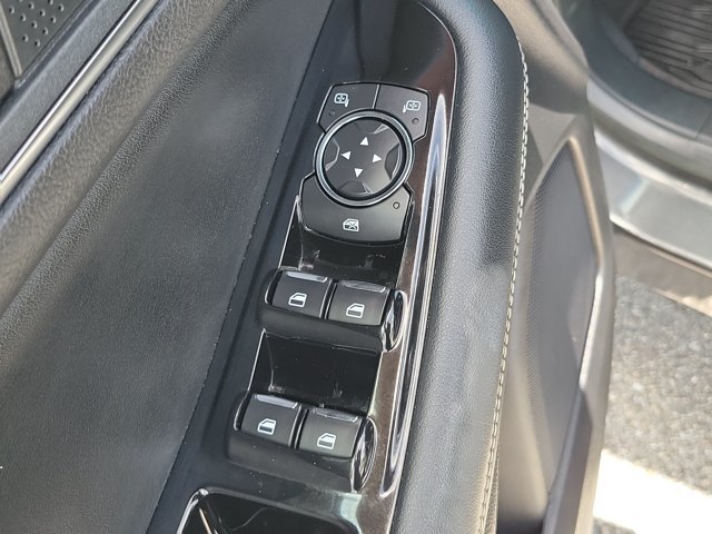 Certified 2020 Ford Edge ST w/ Cold Weather Package AWD/4WD image 21