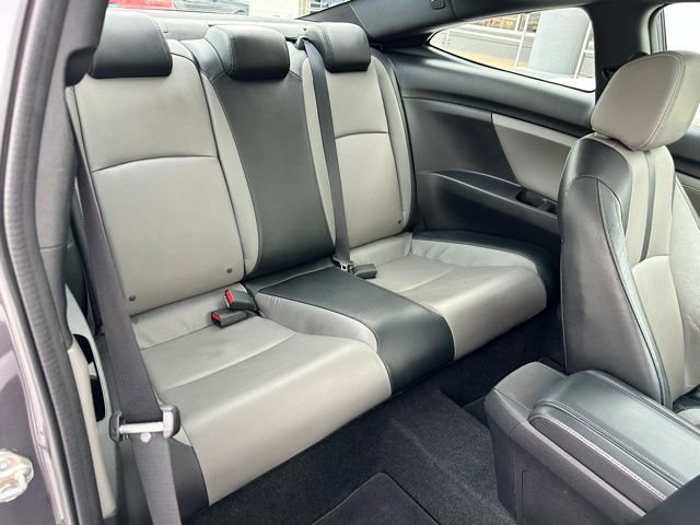Used 2018 Honda Civic EX-L image 40