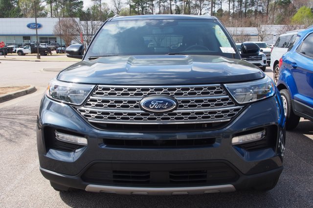 Certified 2023 Ford Explorer Limited w/ Hybrid Equipment Group 310A image 5