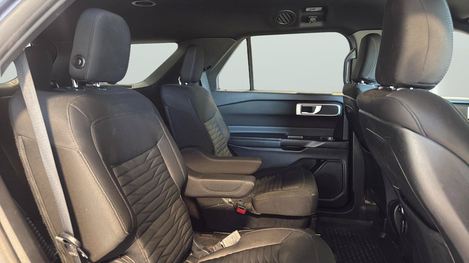 Certified 2020 Ford Explorer XLT w/ Comfort Package AWD/4WD image 21