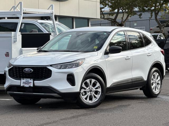 Certified 2025 Ford Escape Active AWD/4WD image 2