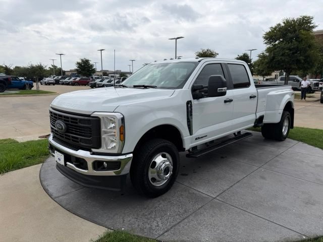 Certified 2025 Ford F350 XL AWD/4WD image 3