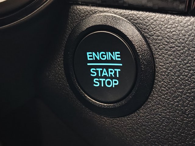 Certified 2025 Ford Escape ST-Line AWD/4WD image 40