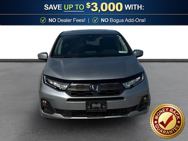 Used 2025 Toyota Grand Highlander AWD image 11
