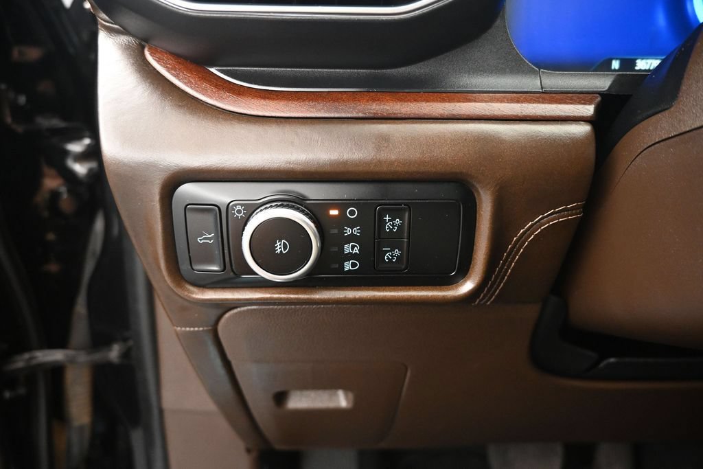 Certified 2023 Ford Explorer King Ranch w/ Technology Package AWD/4WD image 24