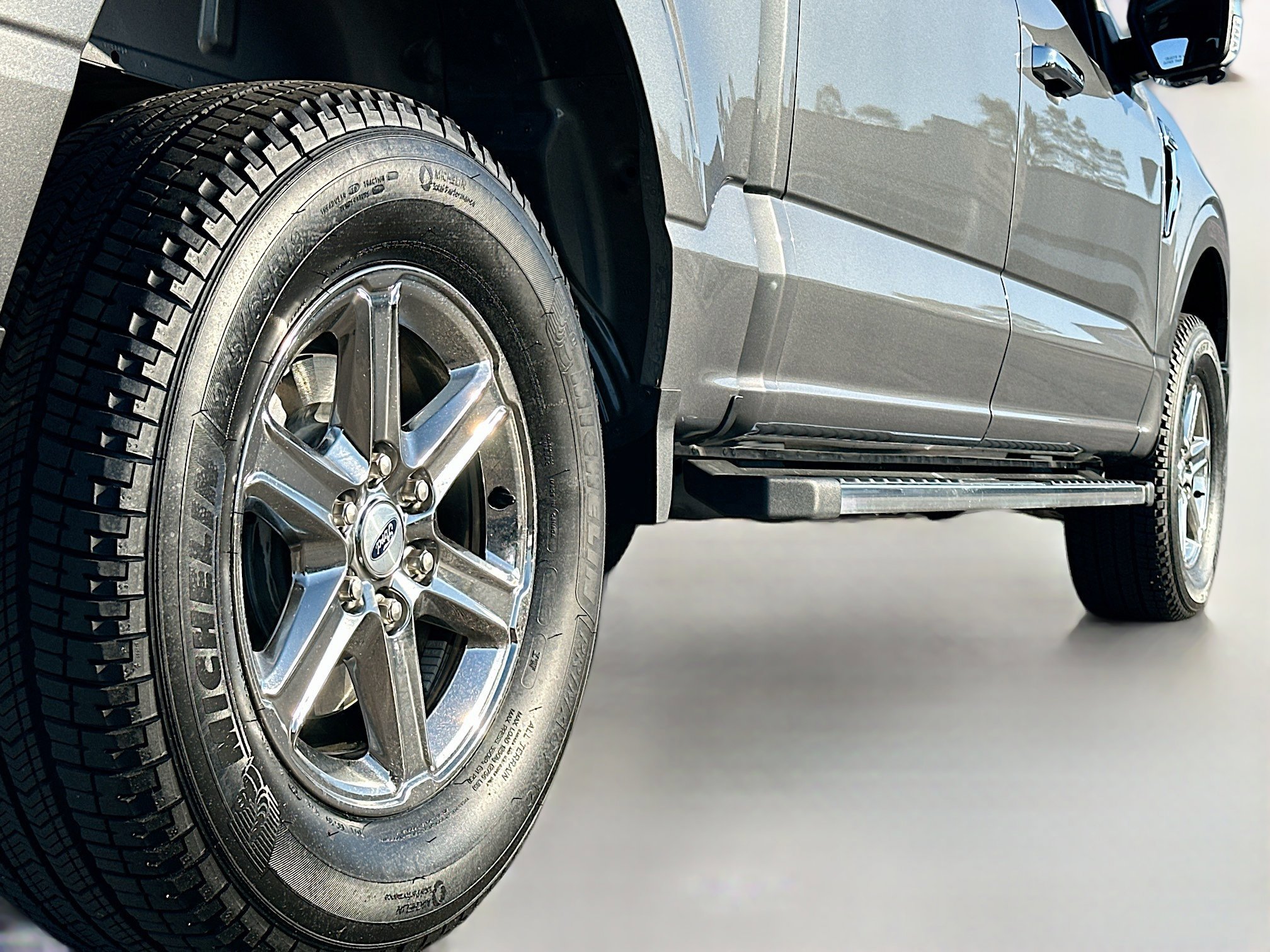 Certified 2024 Ford F150 XLT w/ Equipment Group 302A MID image 16