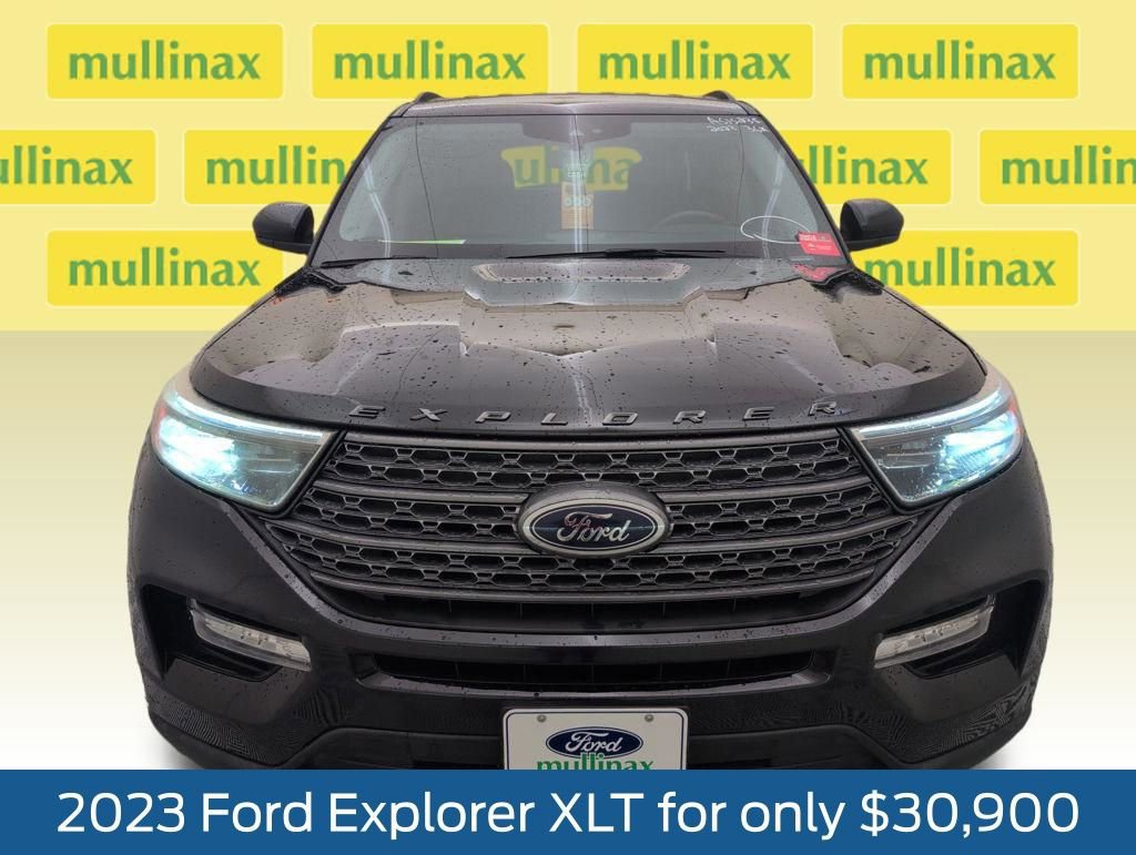 Certified 2023 Ford Explorer XLT w/ Equipment Group 202A image 8