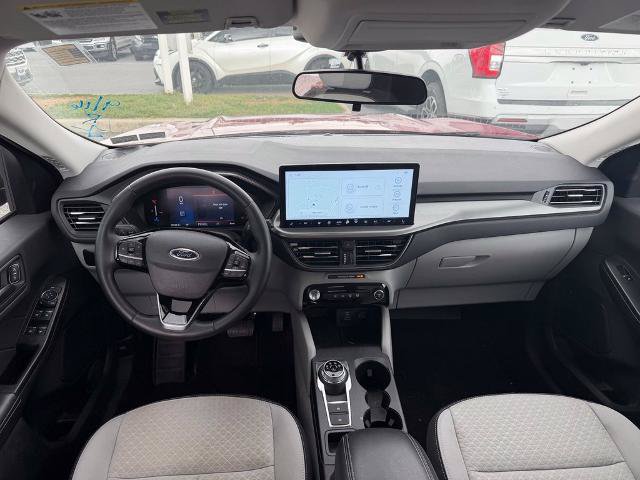 Certified 2025 Ford Escape Active w/ Tech Pack #1 AWD/4WD image 12