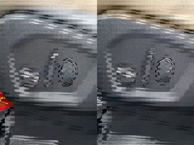 Certified 2023 Ford Edge SEL image 13