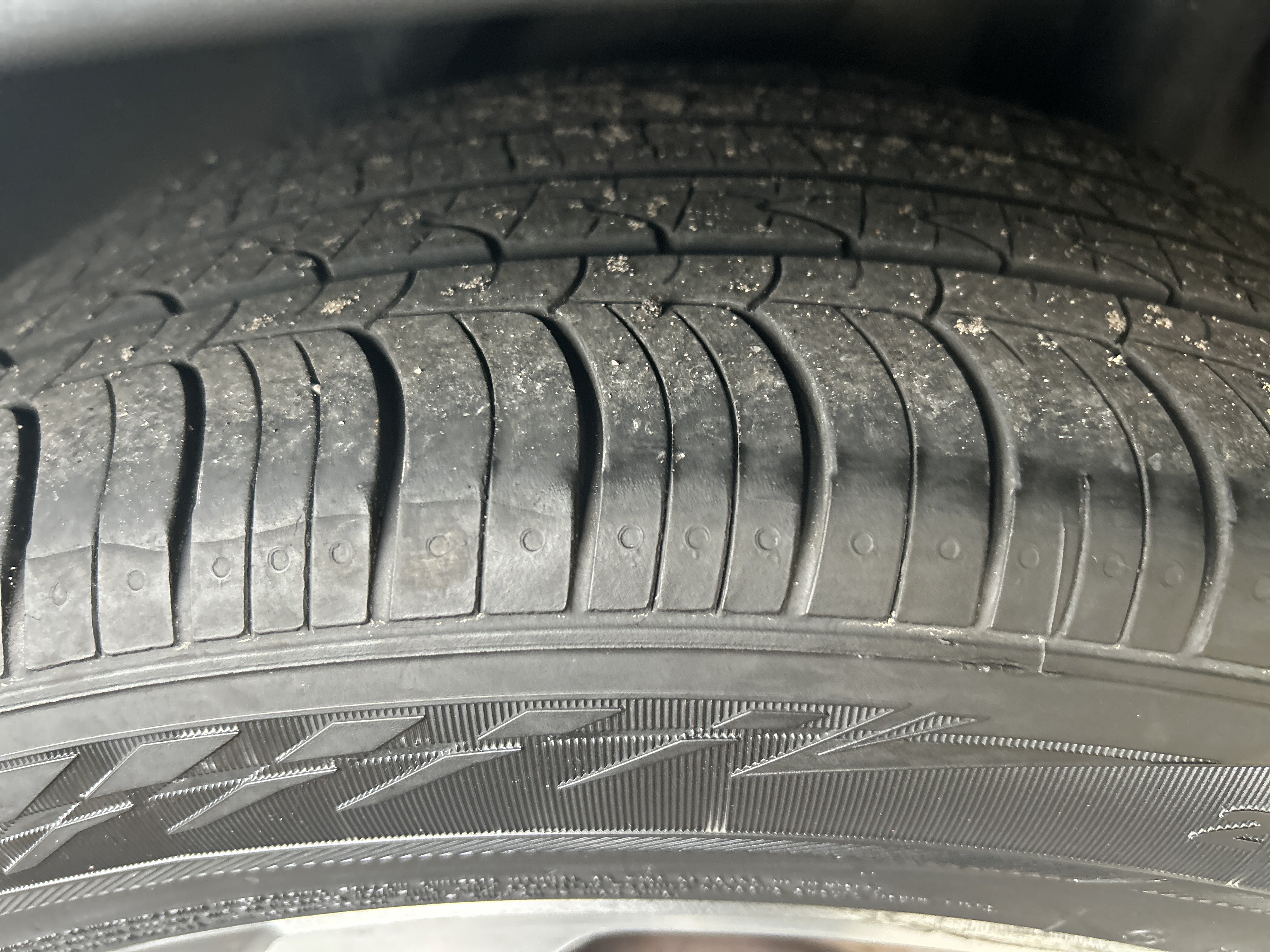 Used 2024 Hyundai Venue SEL FWD image 24