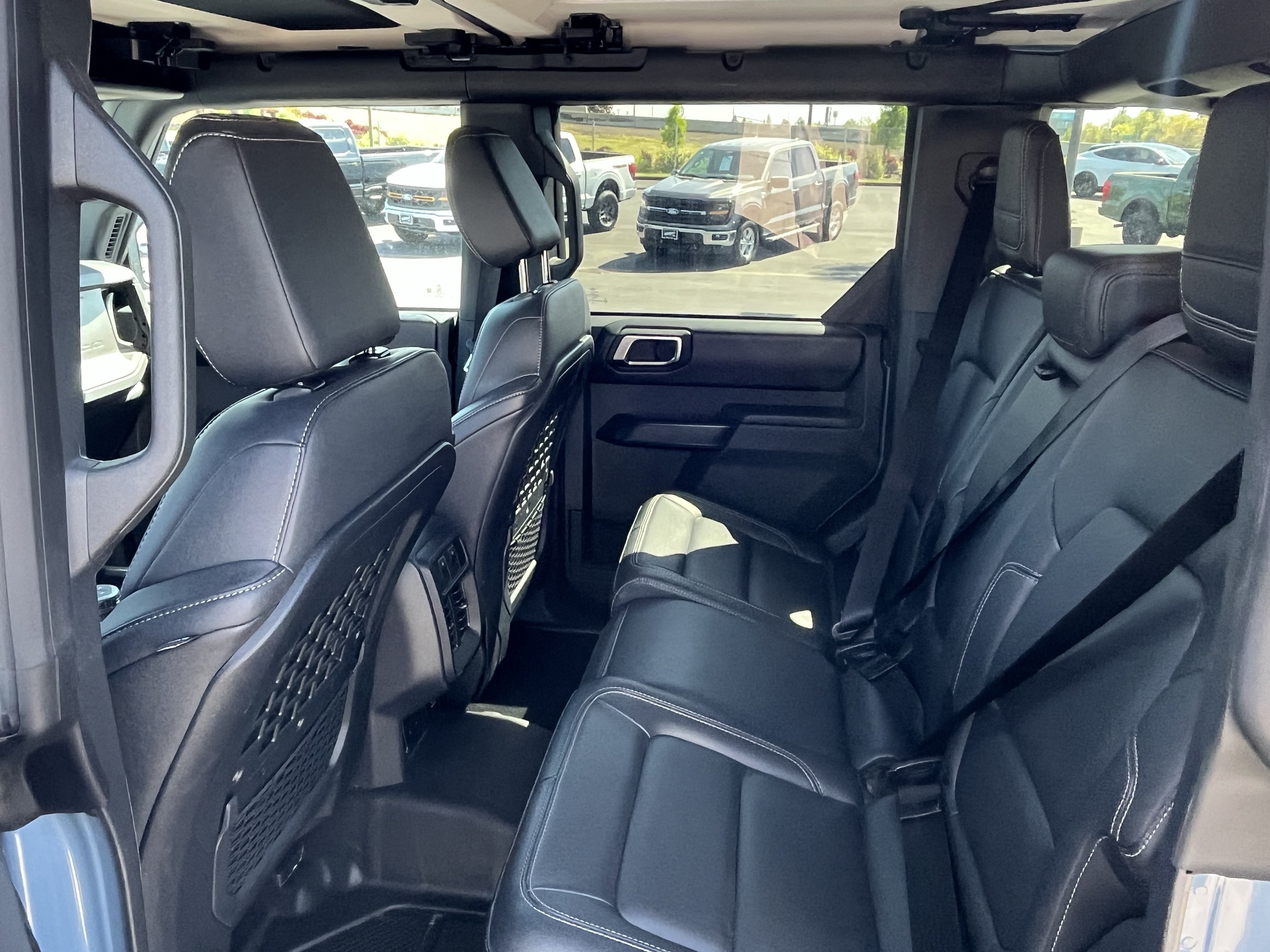 Certified 2025 Ford Bronco Badlands AWD/4WD image 10