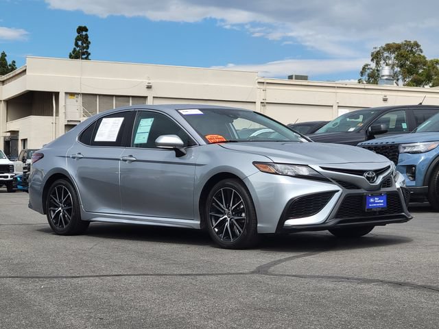 Used 2024 Toyota Camry SE FWD image 32