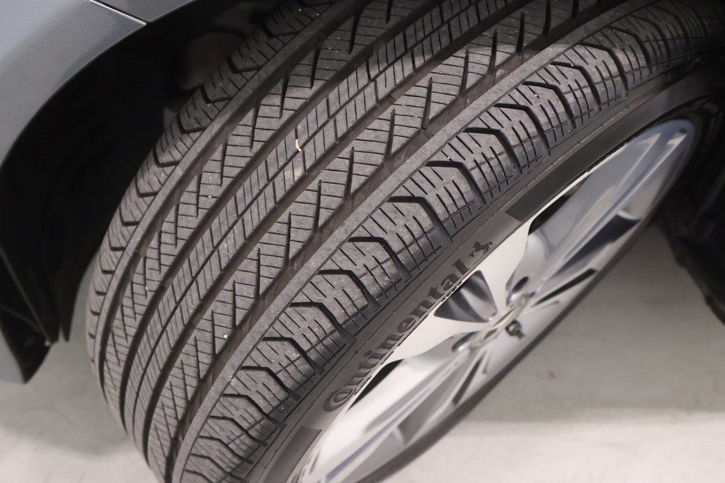 Used 2021 Mercedes-Benz C 300 4MATIC Sedan image 38