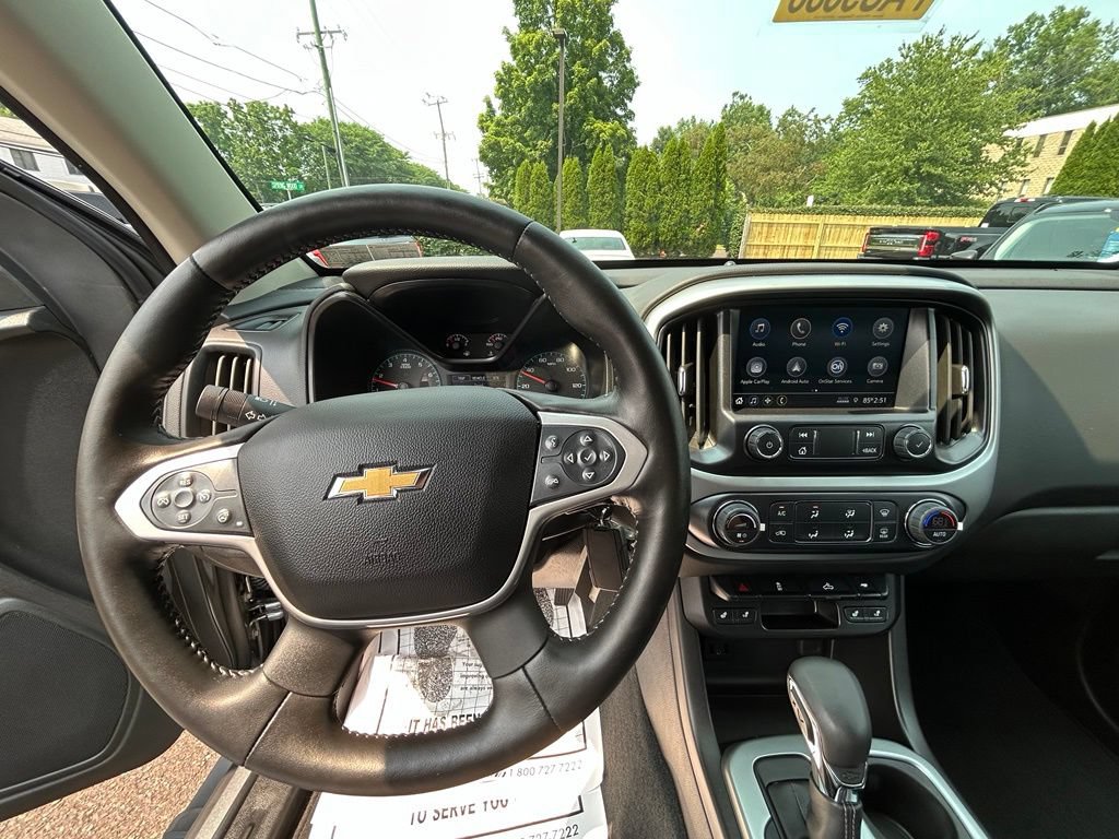 Used 2022 Chevrolet Colorado LT w/ Luxury Package AWD/4WD image 25