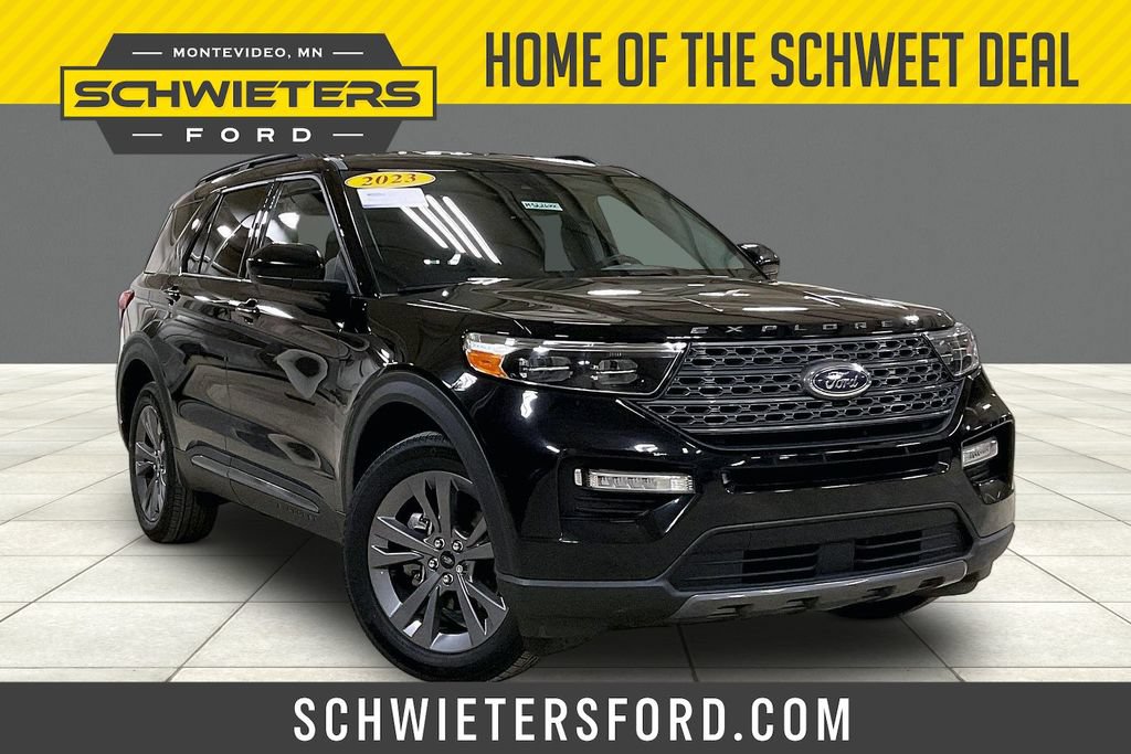 Certified 2023 Ford Explorer XLT w/ Equipment Group 202A