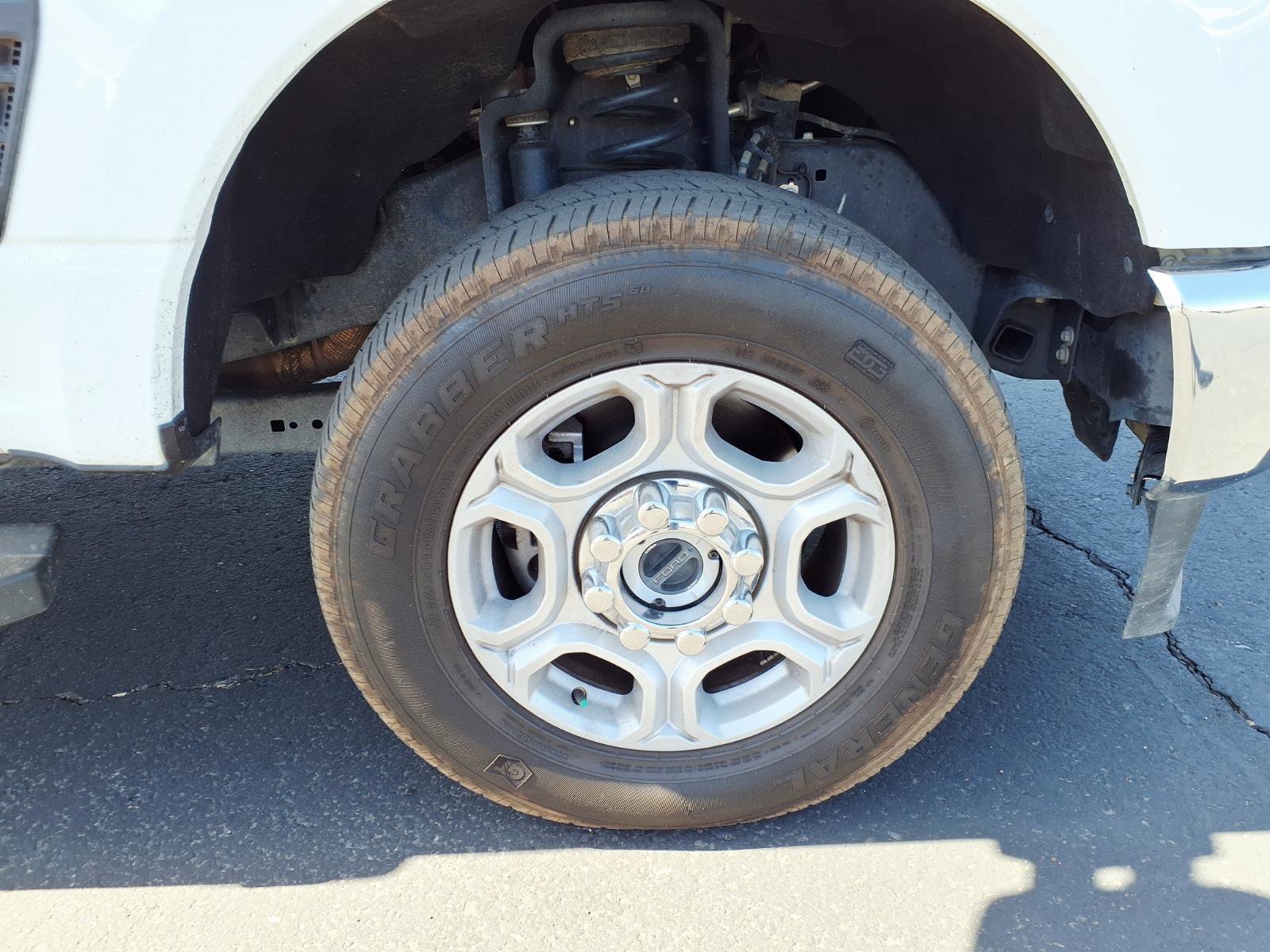 Certified 2025 Ford F250 XLT AWD/4WD image 9