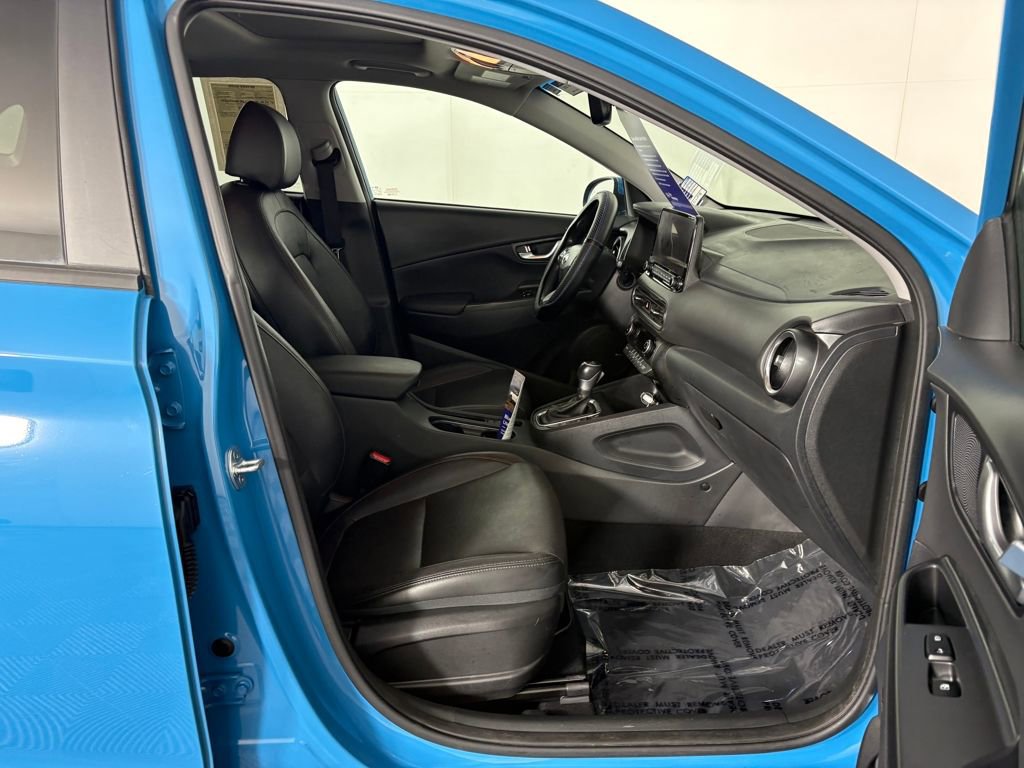 Used 2022 Hyundai Kona Limited w/ Cargo Package image 36