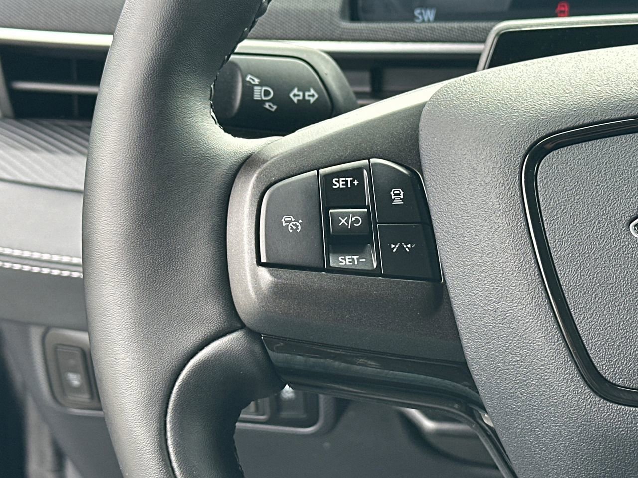 Certified 2024 Ford Mustang Mach-E Select image 27