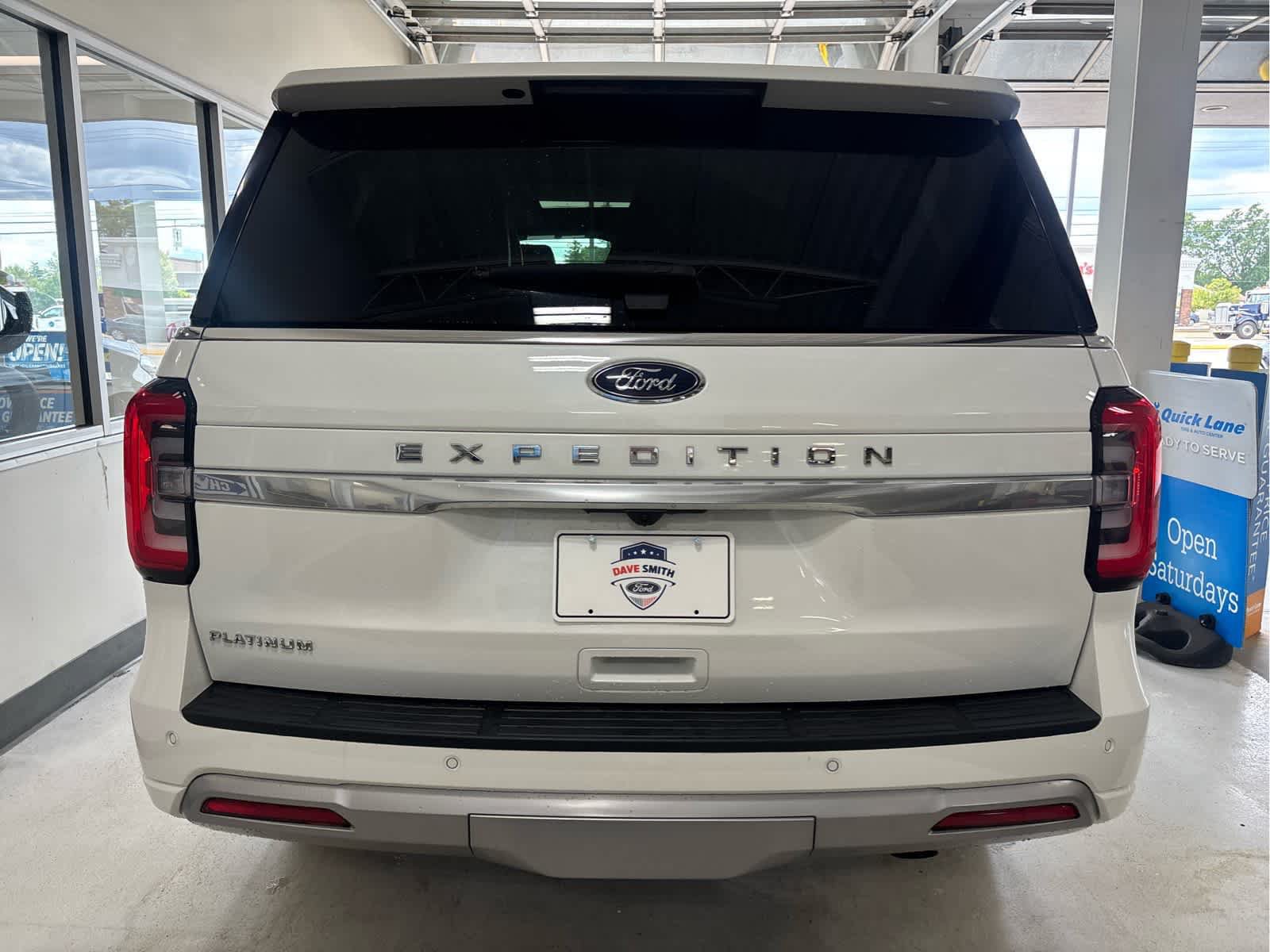 Certified 2024 Ford Expedition Platinum AWD/4WD image 7