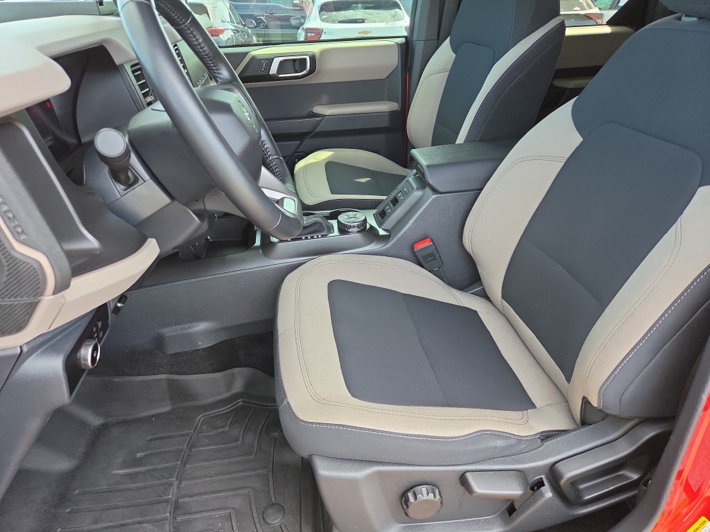 Certified 2023 Ford Bronco Big Bend w/ Sasquatch Package AWD/4WD image 12