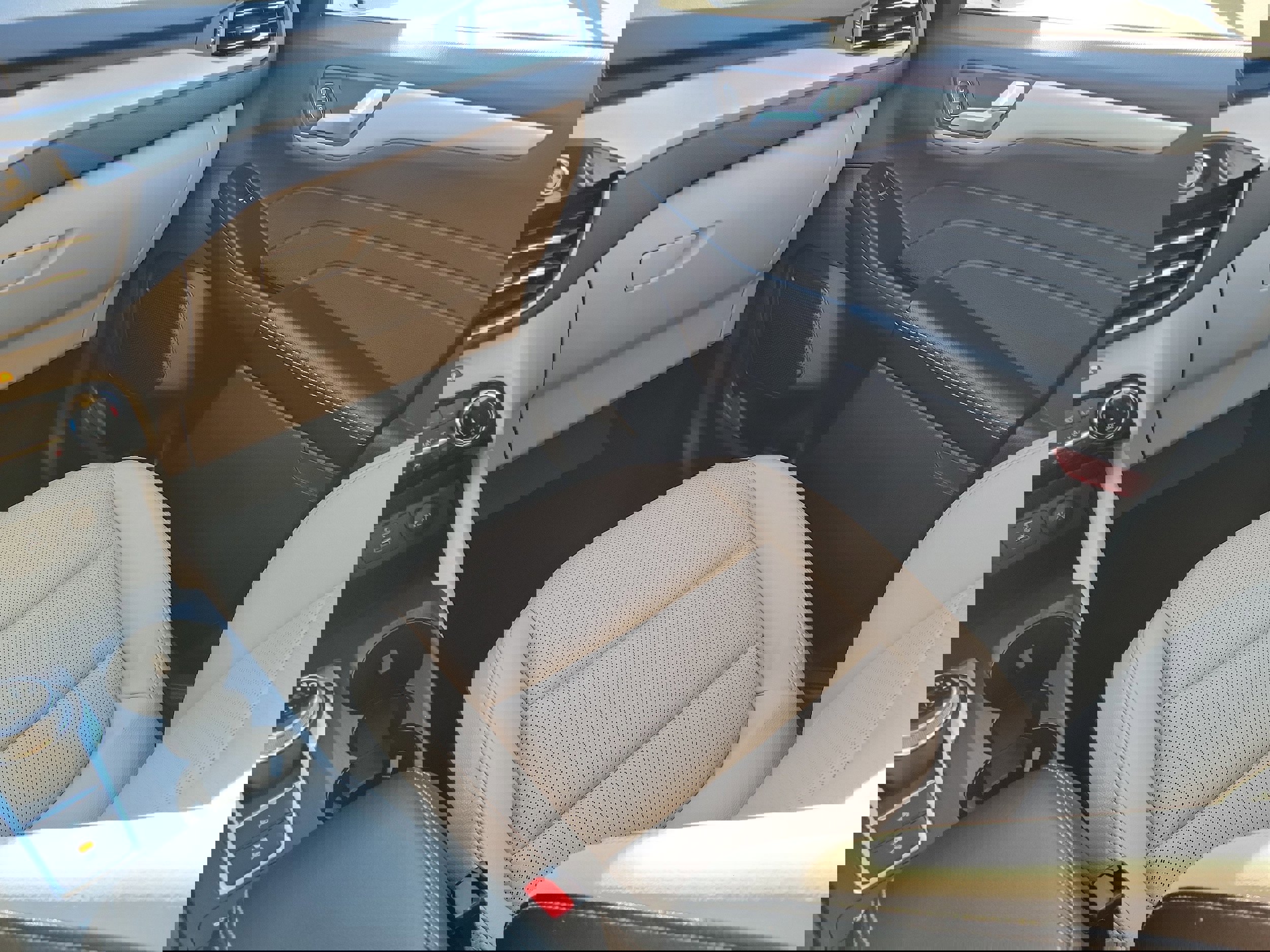 Certified 2022 Ford Escape SEL image 16