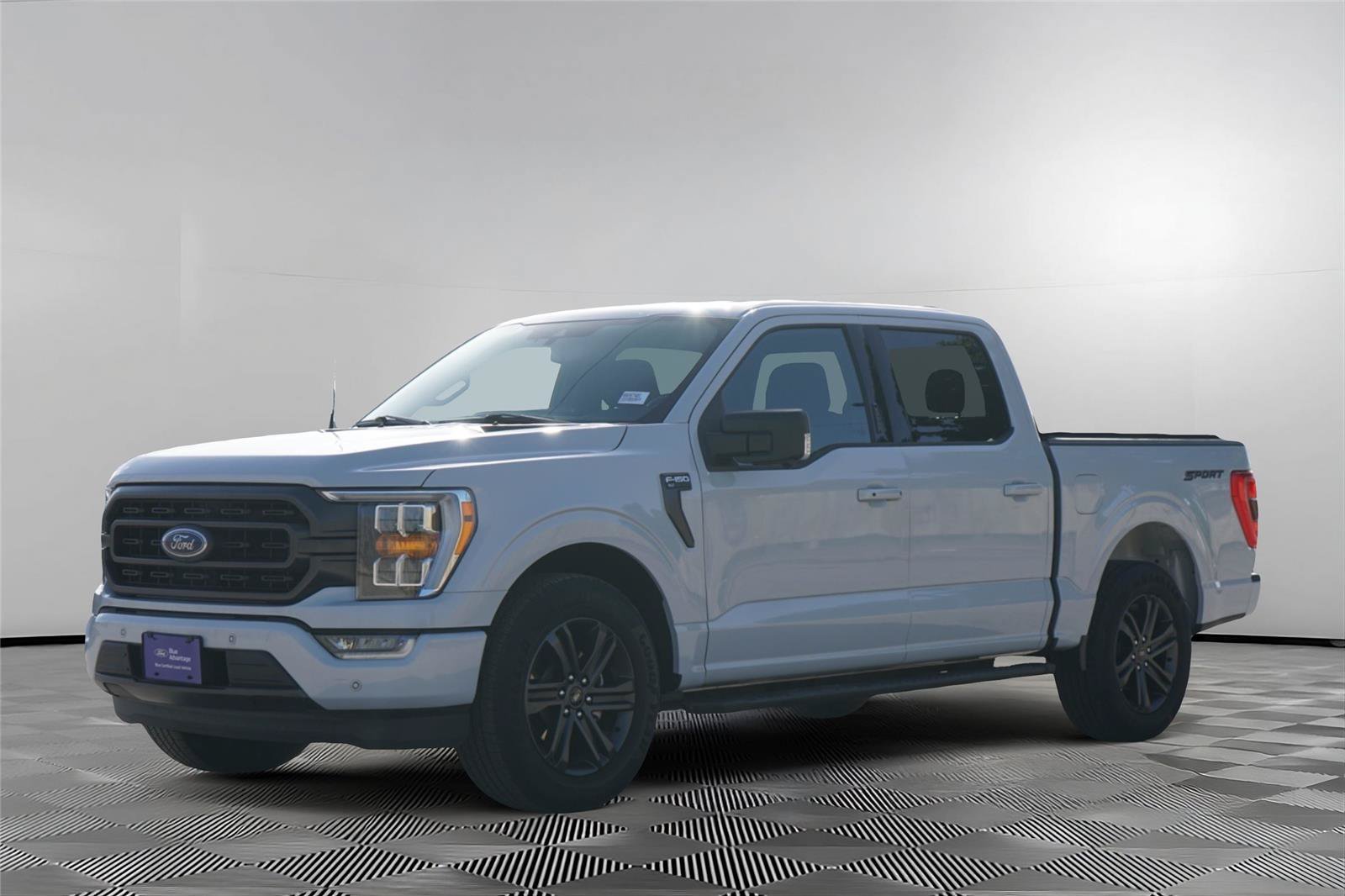 Certified 2022 Ford F150 XLT w/ Equipment Group 302A High RWD image 8
