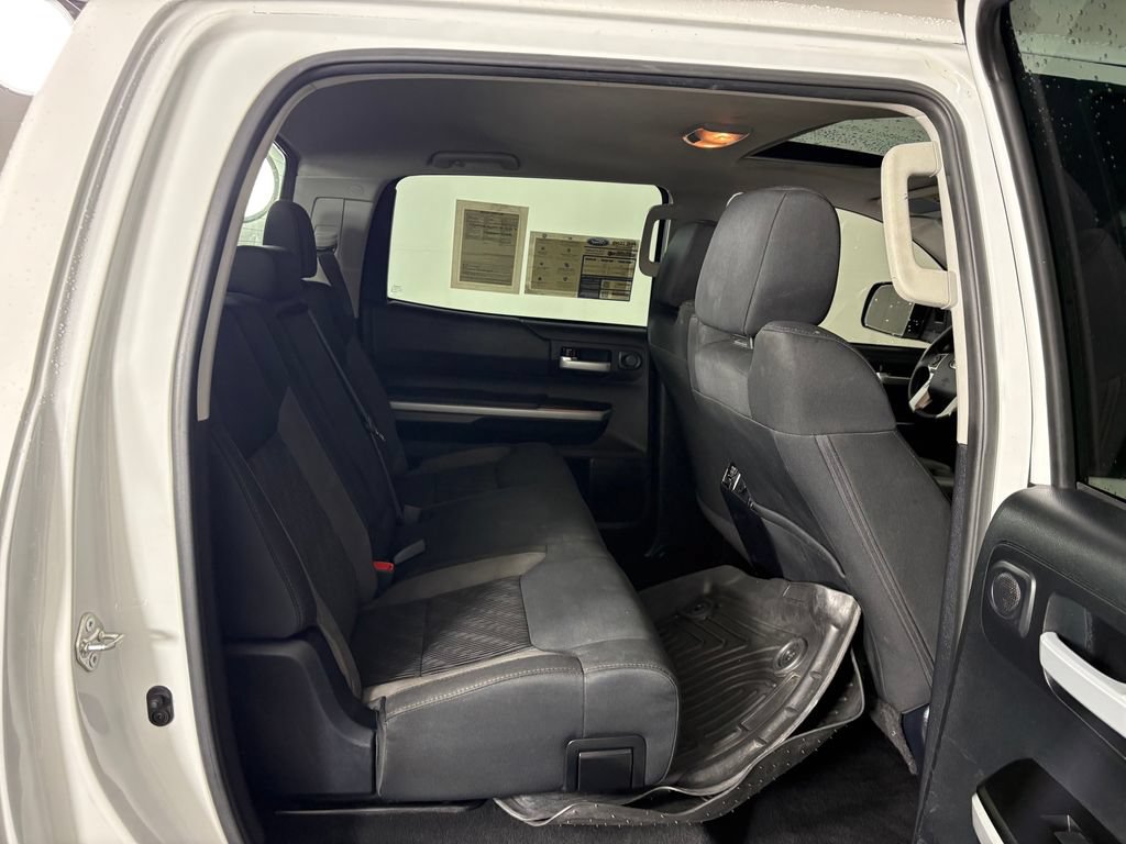 Used 2017 Toyota Tundra SR5 AWD/4WD image 27