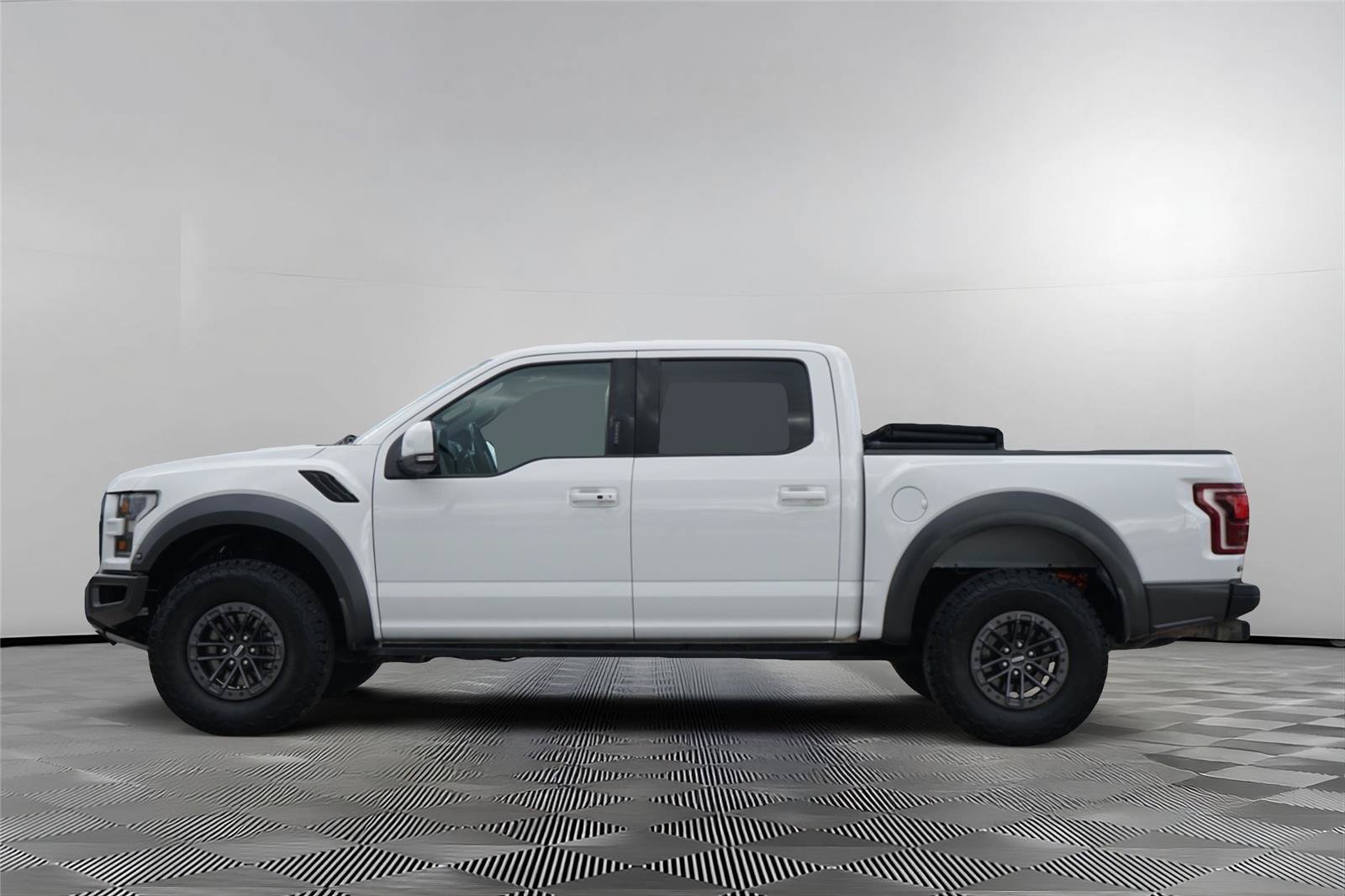 Certified 2020 Ford F150 Raptor w/ Equipment Group 802A Luxury AWD/4WD image 7