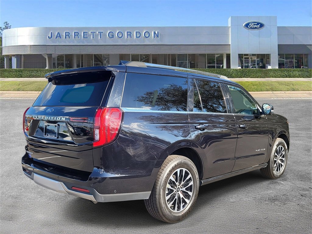 Certified 2025 Ford Expedition Platinum image 4