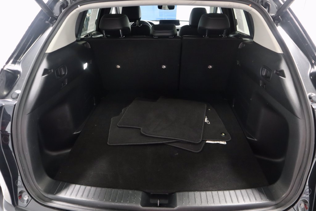 Used 2026 MAZDA CX-50 AWD 2.5 S w/ Preferred Pkg image 14