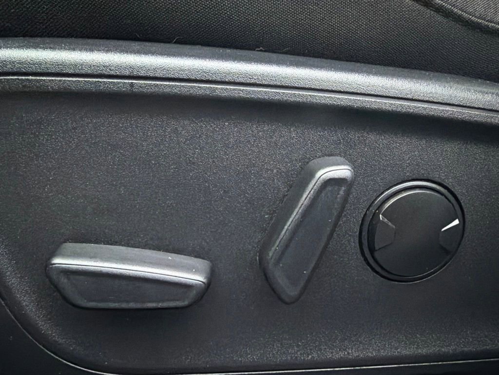 Certified 2024 Ford Escape Active FWD image 18
