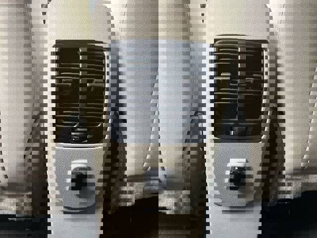 Certified 2019 Ford Escape SE image 21