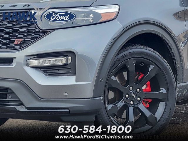 Certified 2022 Ford Explorer ST w/ Equipment Group 401A image 3