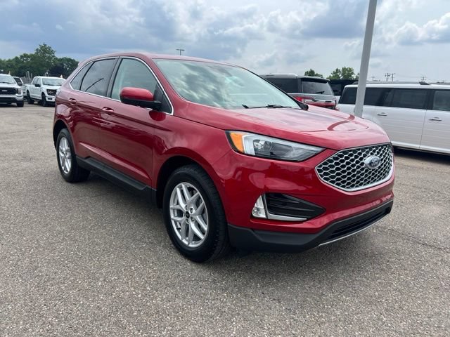 Certified 2023 Ford Edge SEL w/ Convenience Package AWD/4WD image 3