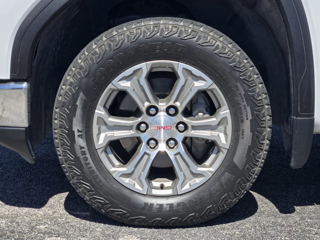 Used 2023 GMC Sierra 1500 SLE image 9