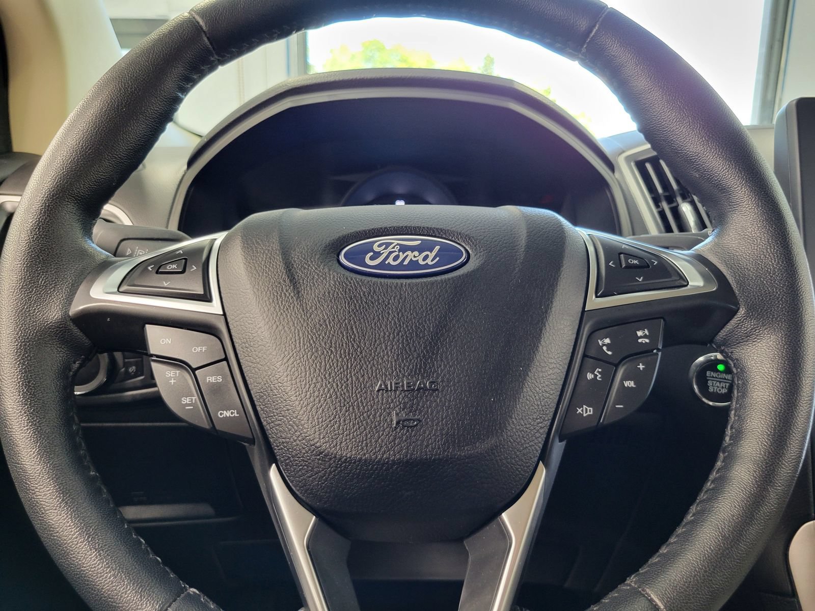 Certified 2024 Ford Edge SEL w/ Convenience Package AWD/4WD image 13